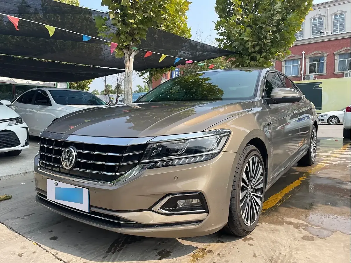 2020 Volkswagen Passat 2.0T 186HP L4 7DCT