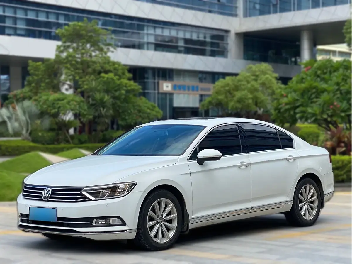 2017 Volkswagen Magotan 1.8T 180HP L4 7DCT