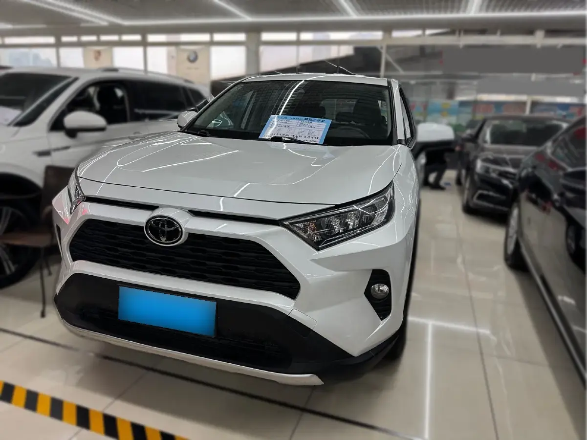 2021 Toyota RAV4 2.0L 171HP L4 CVT