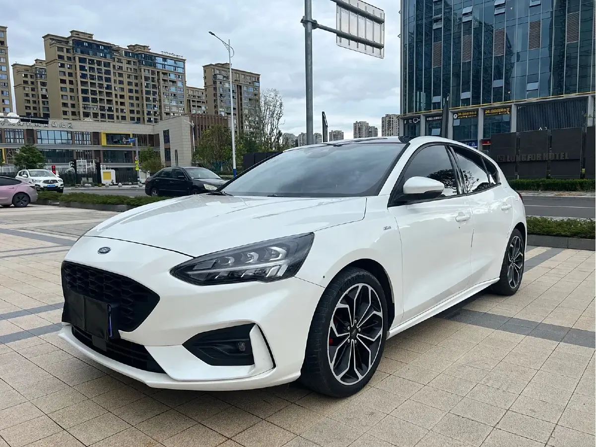 2020 Ford Focus 1.5T 174HP L3 8AT