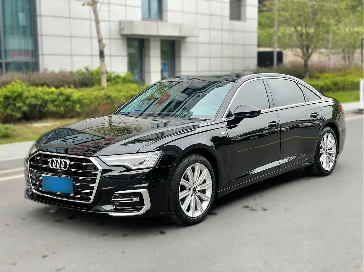 2023 Audi A6L 2.0T 245HP L4 7DCT