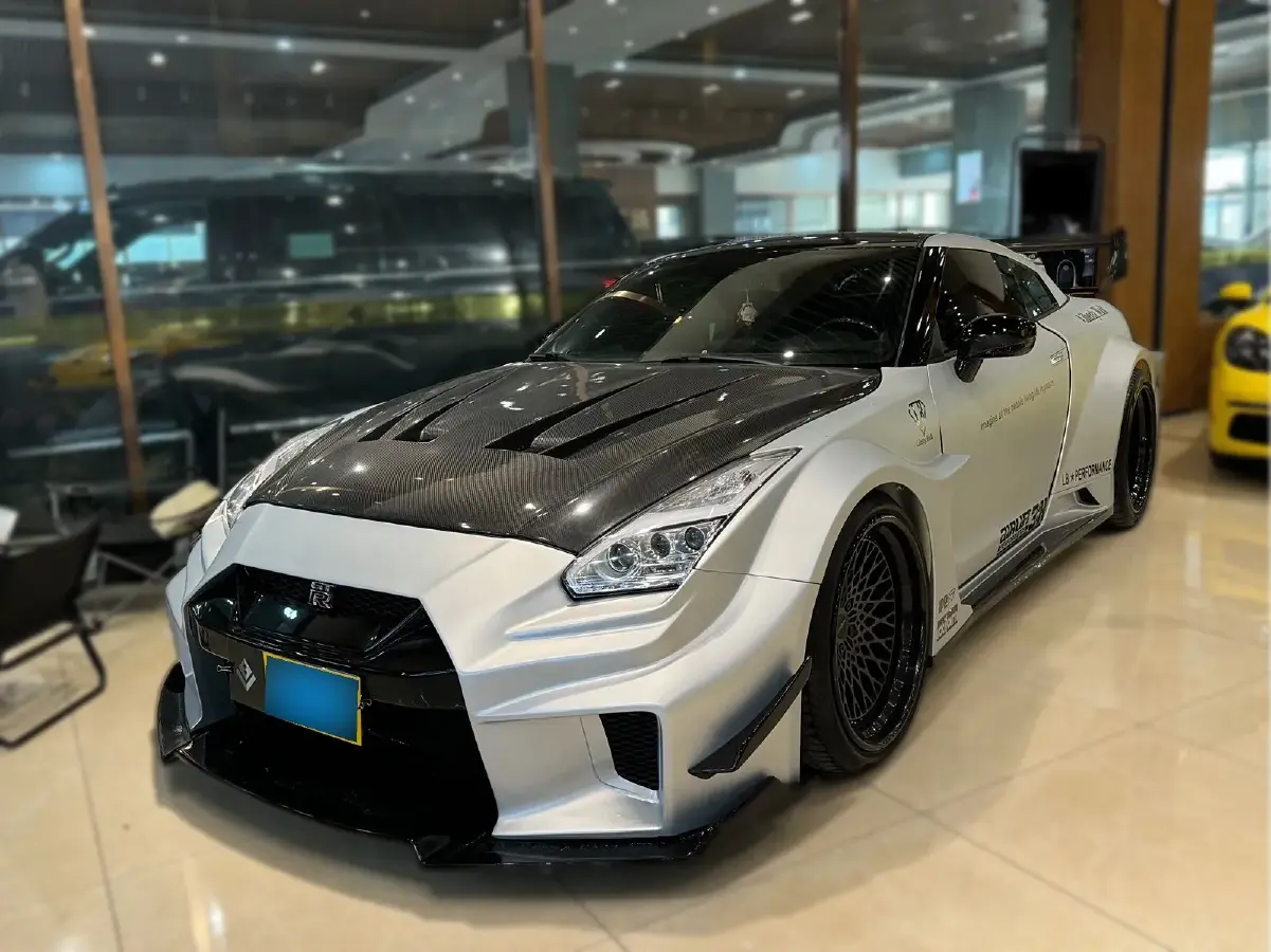 2012 Nissan GT-R 3.8T 530HP V6 6DCT