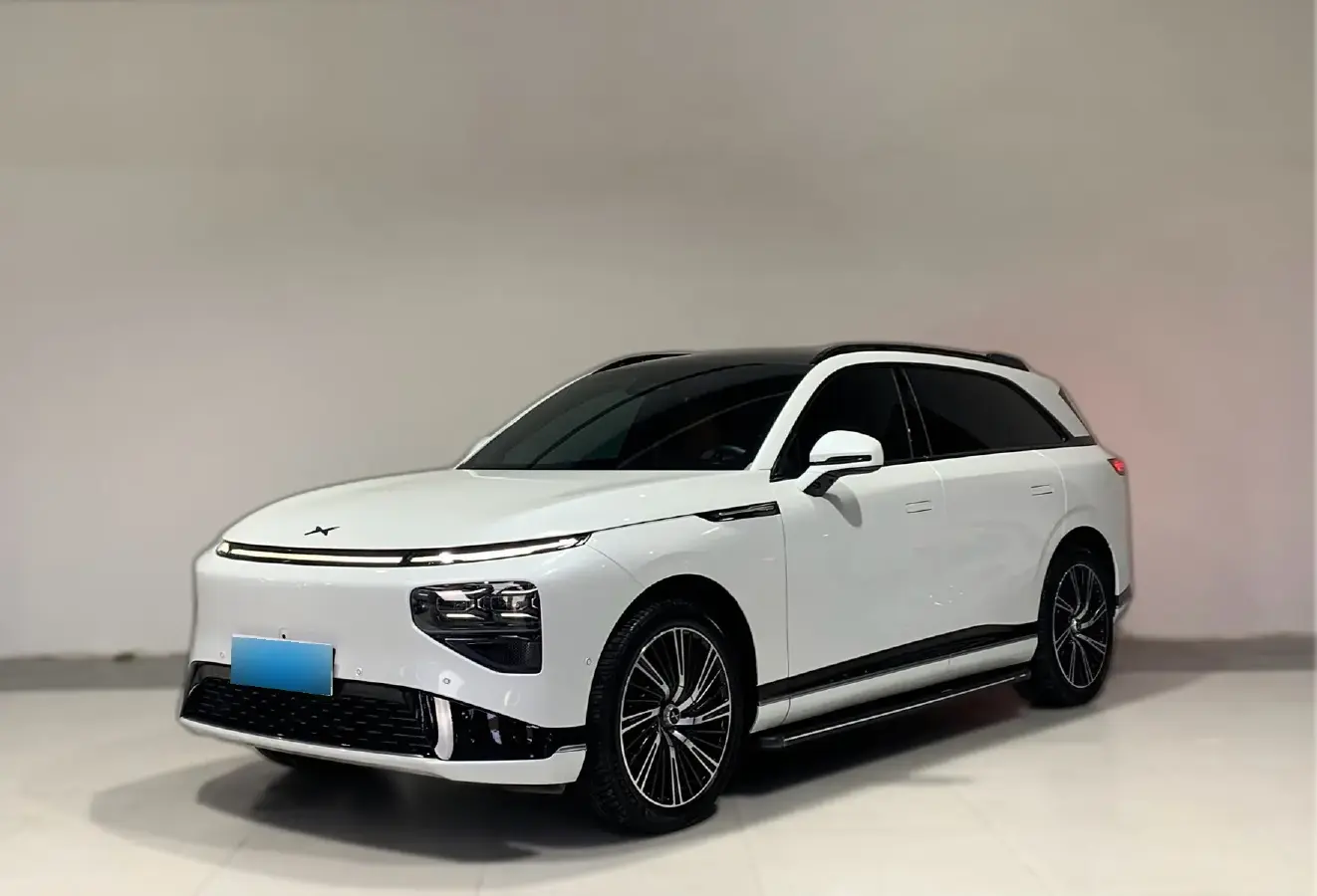 2022 Xpeng G9 BEV 98KWH