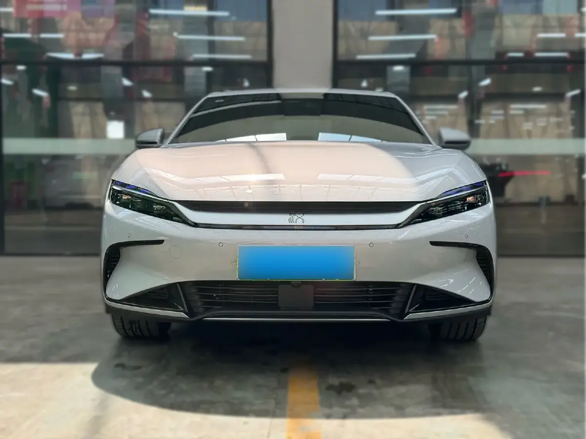 2025 BYD Han BEV 60.48KWH