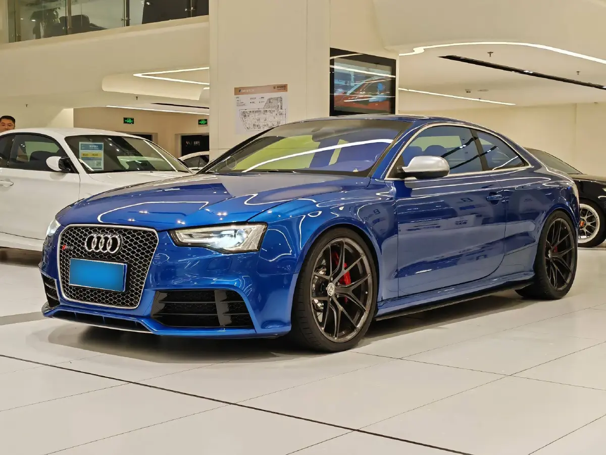 2014 Audi RS 5 4.2L 450HP V8 7DCT