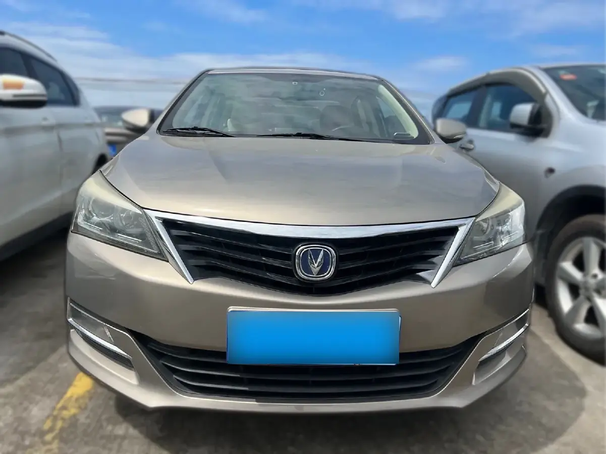 2015 ChangAn Alsvin V7 1.6L 124HP L4 5MT