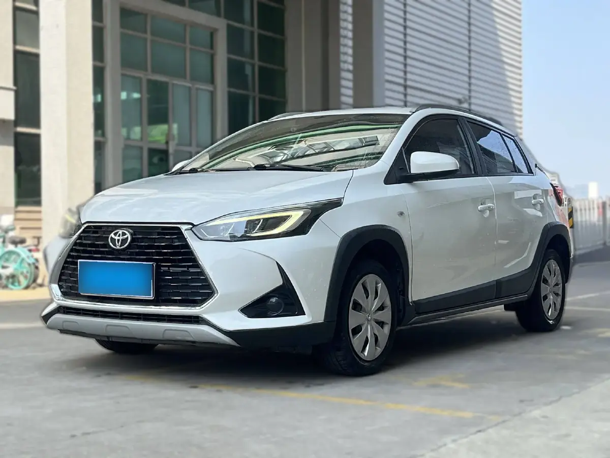 2020 Toyota Yaris L 1.5L 110HP L4 CVT