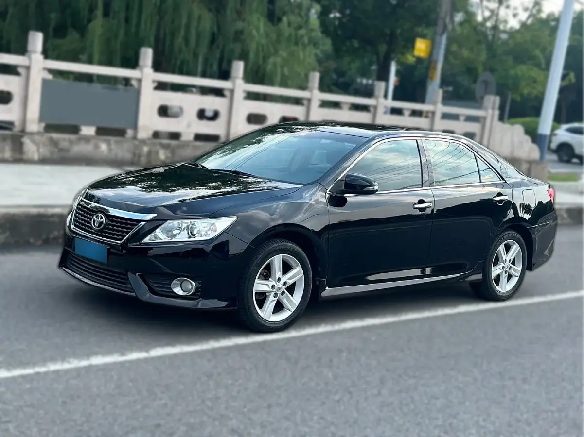 2012 Toyota Camry 2.0L 150HP L4 4AT