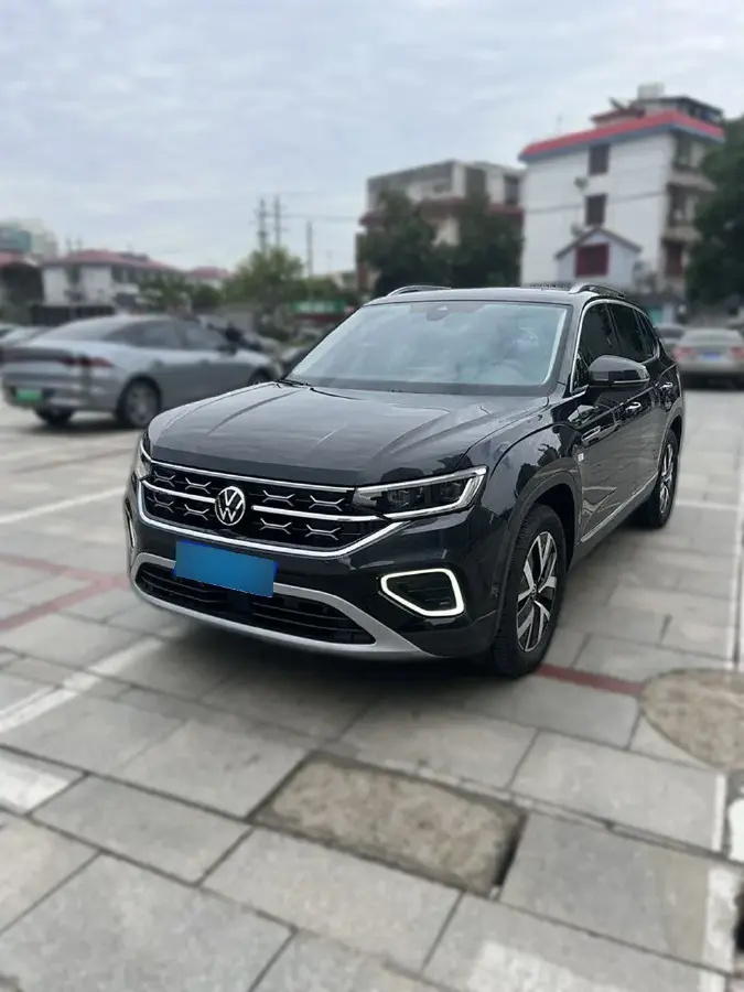 2023 Volkswagen Tayron 1.5T 160HP L4 7DCT