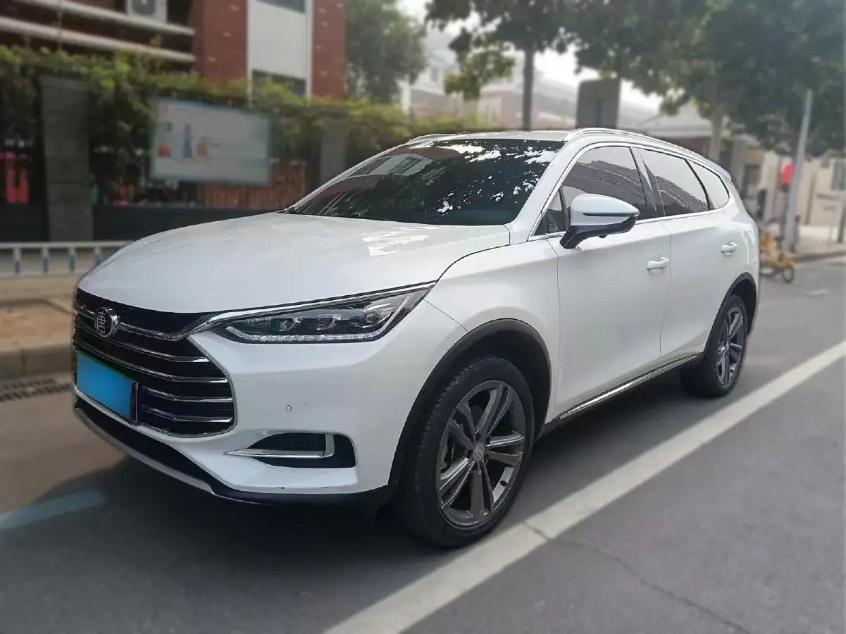 2021 BYD Tang 2.0T 192HP L4 6AT