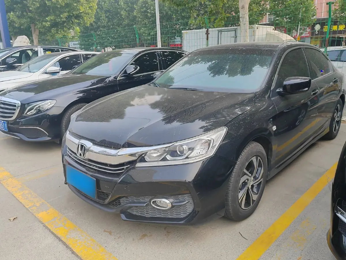 2016 Honda Accord 2.0L 155HP L4 CVT