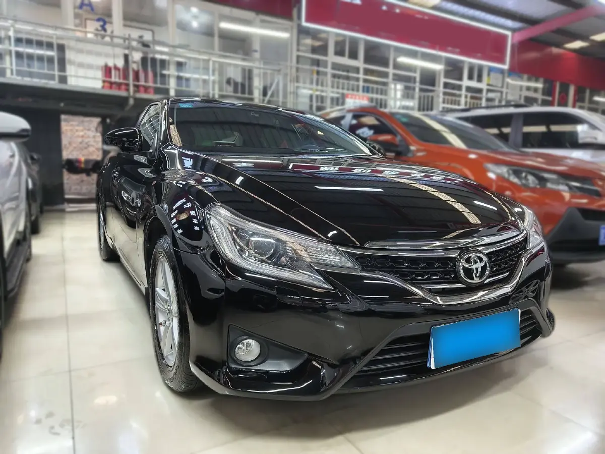 2013 Toyota Reiz 2.5L 193HP V6 6AT