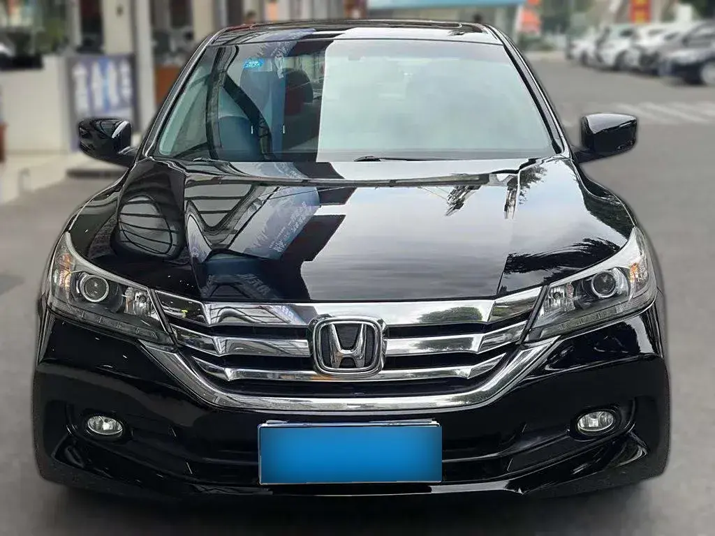 2015 Honda Accord 2.0L 155HP L4 CVT