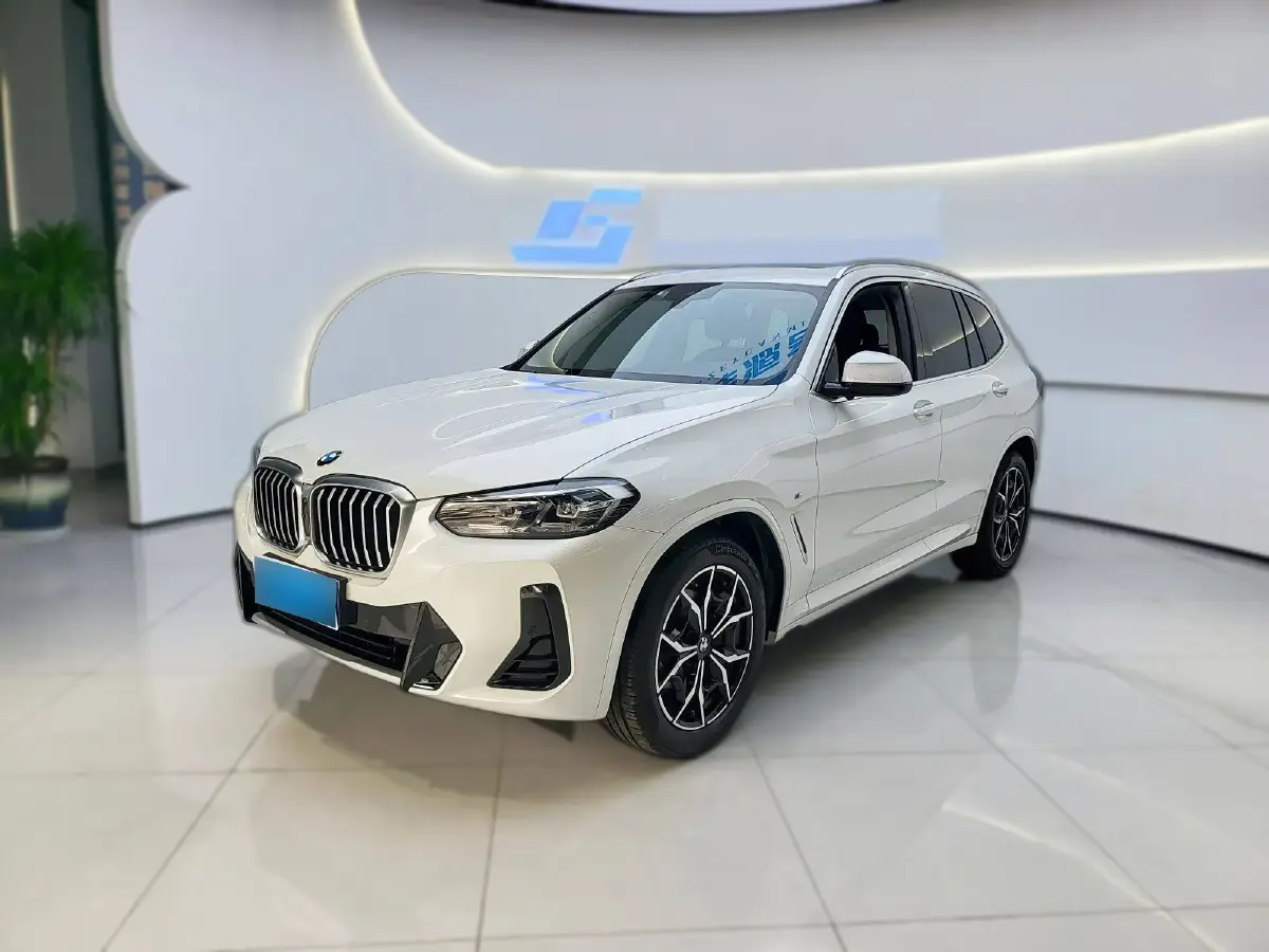 2022 BMW X3 2.0T 184HP L4 8AT