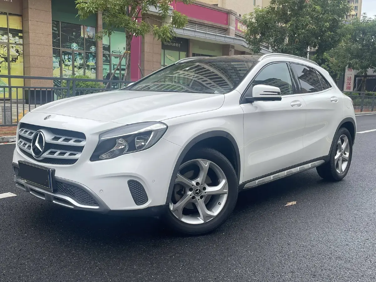 2018 Mercedes-Benz GLA Class 1.6T 156HP L4 7DCT