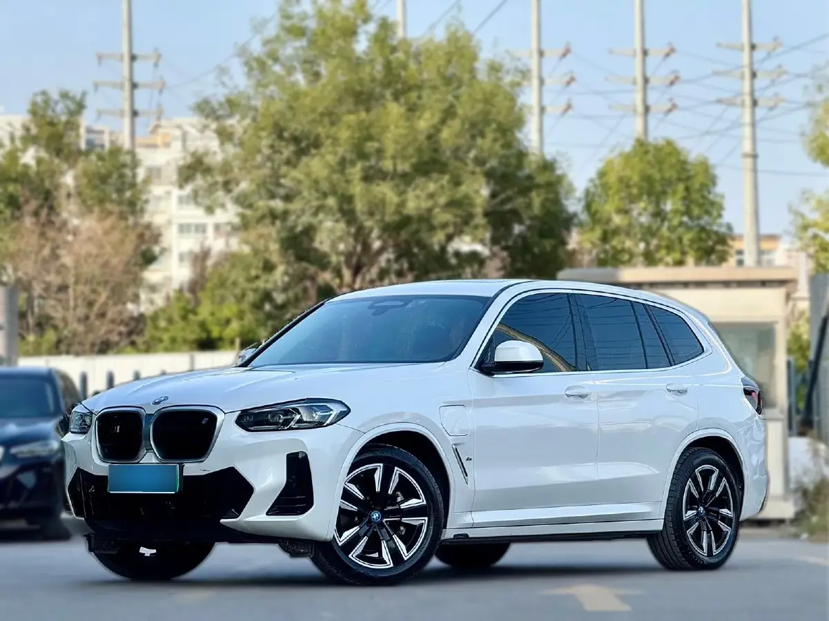 2024 BMW iX3 BEV 80KWH