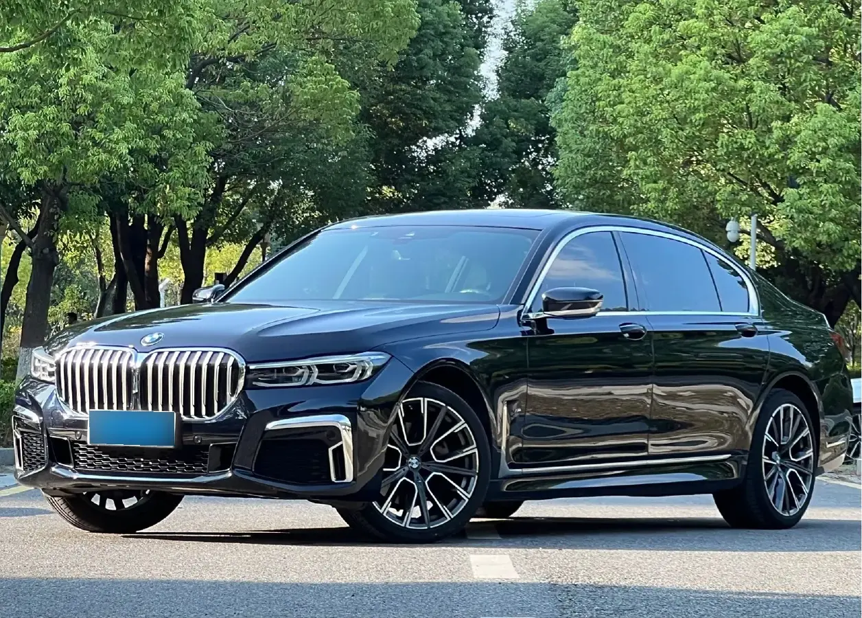 2021 BMW 7 Series 3.0T 340HP L6 8AT