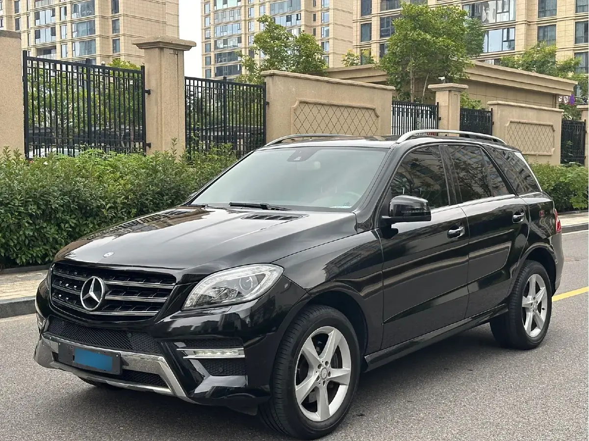2012 Mercedes-Benz M Class 3.5L 252HP V6 7AT
