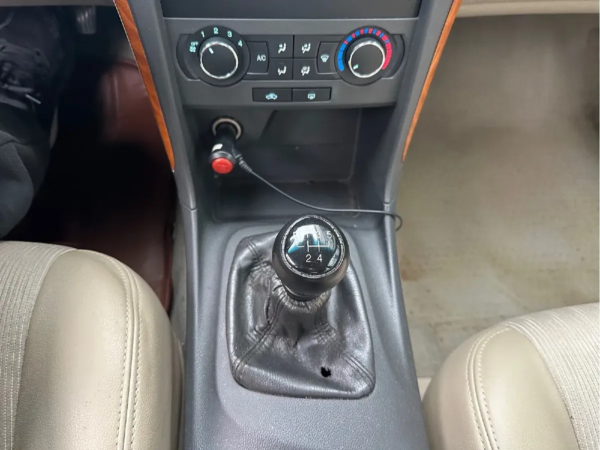 2013 Chevrolet Epica 1.8L 143HP L4 5MT,autocango,china used car exporter,china ev exporter,chinese used car exporter,chinese used ev exporter