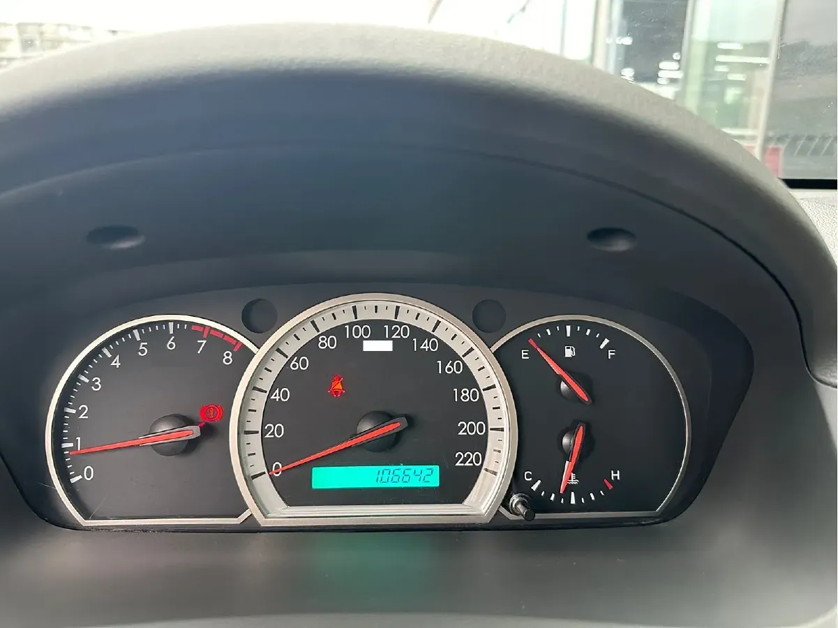 2013 Chevrolet Epica 1.8L 143HP L4 5MT,autocango,china used car exporter,china ev exporter,chinese used car exporter,chinese used ev exporter