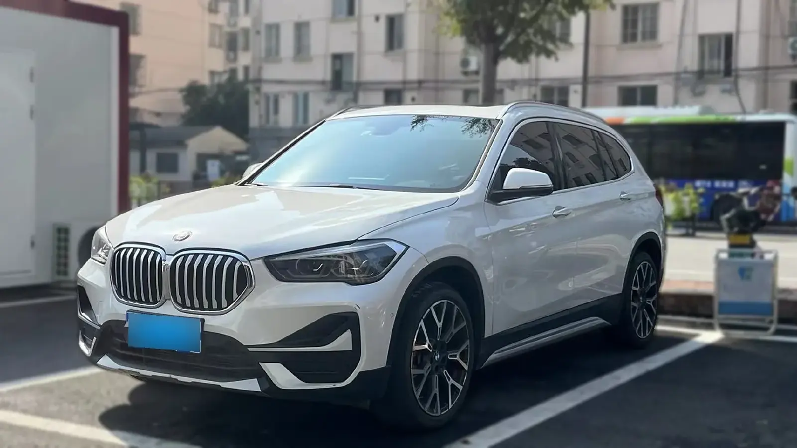 2020 BMW X1 2.0T 192HP L4 8AT