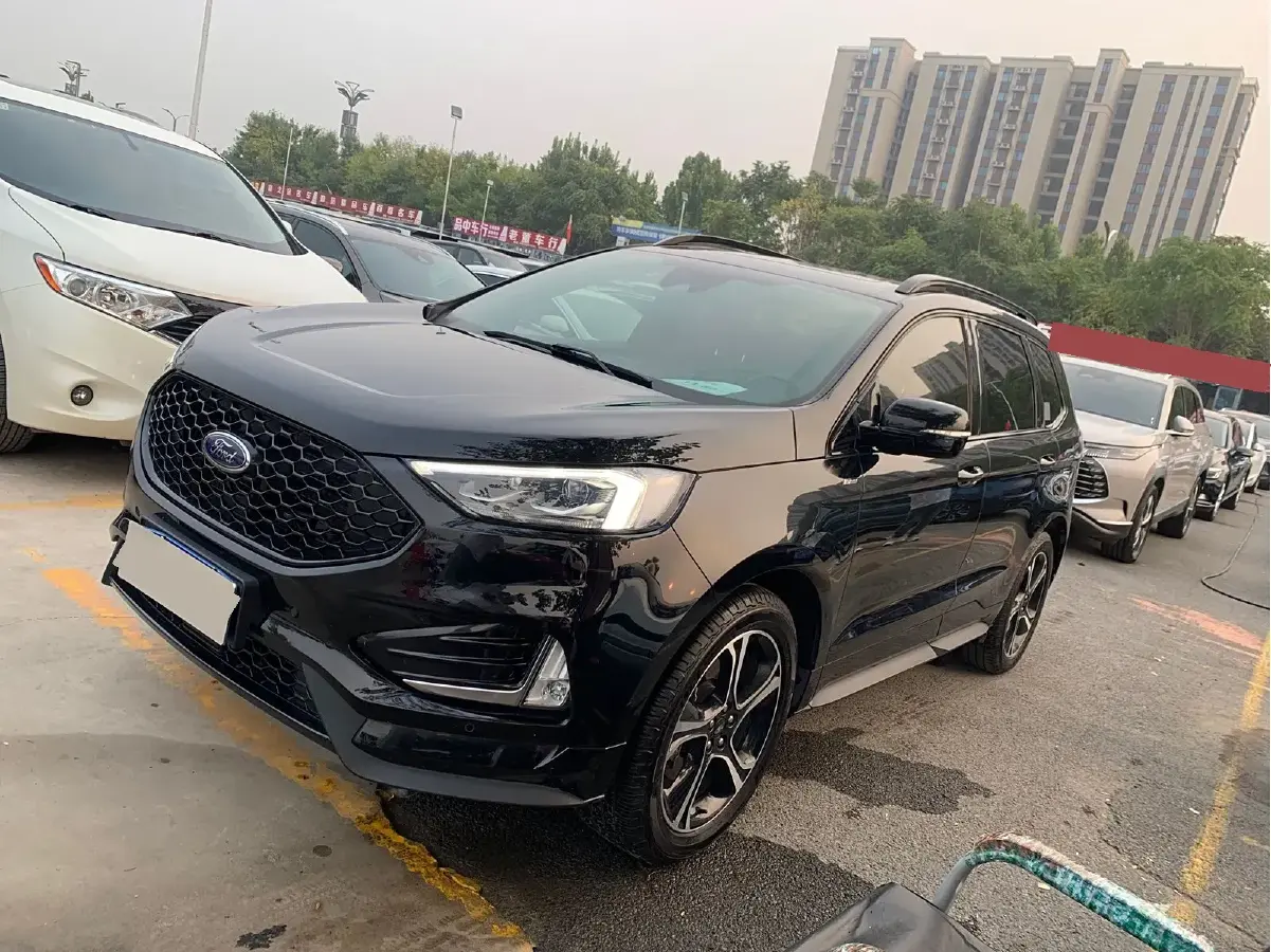 2020 Ford Edge 2.0T 245HP L4 8AT
