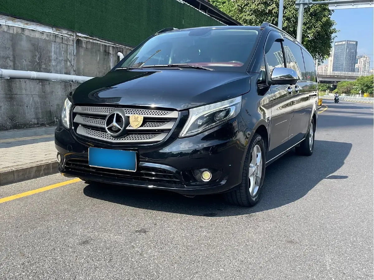 2016 Mercedes-Benz Vito 2.0T 211HP L4 7AT