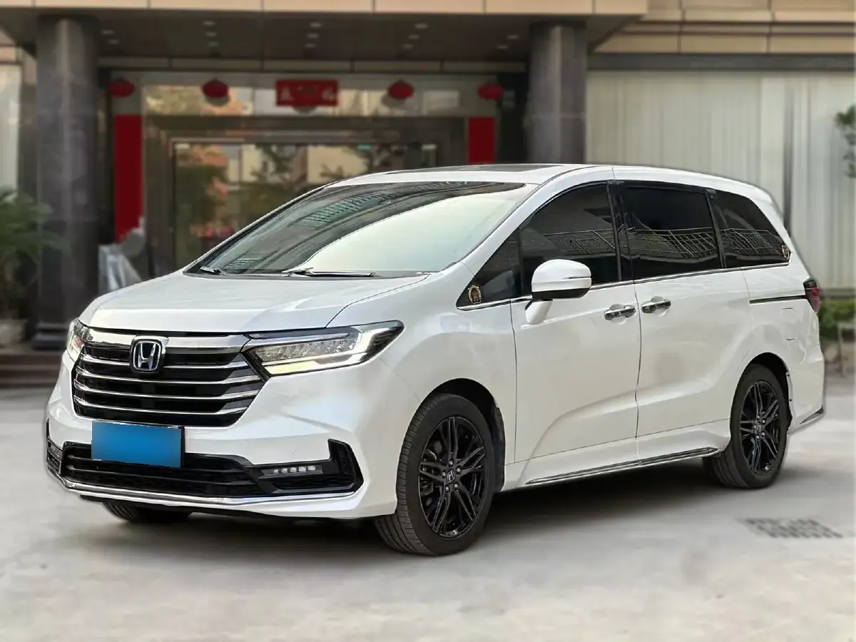 2022 Honda Odyssey 2.0L 146HP L4 E-CVT Hybrid