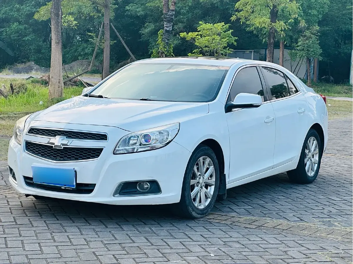 2013 Chevrolet Malibu 2.0L 154HP L4 6AT