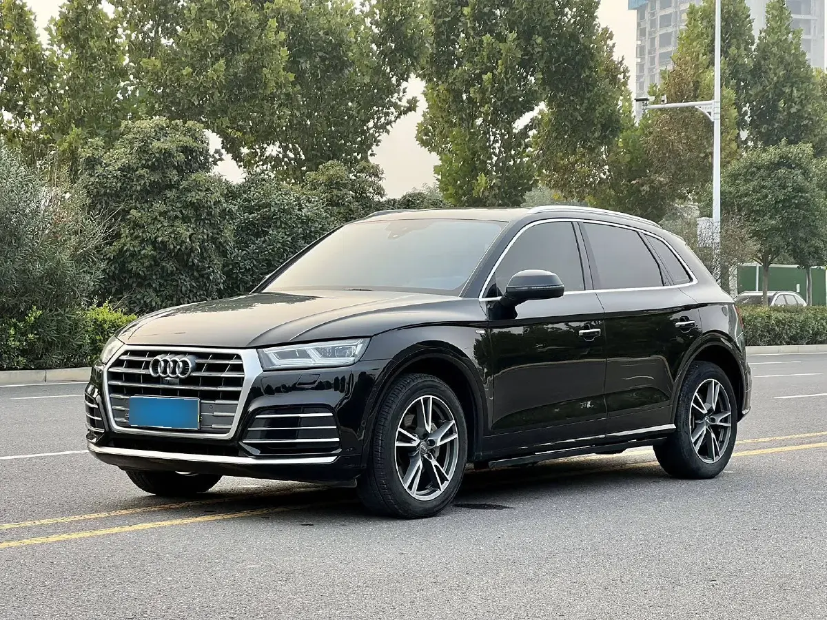 2020 Audi Q5L 2.0T 252HP L4 7DCT