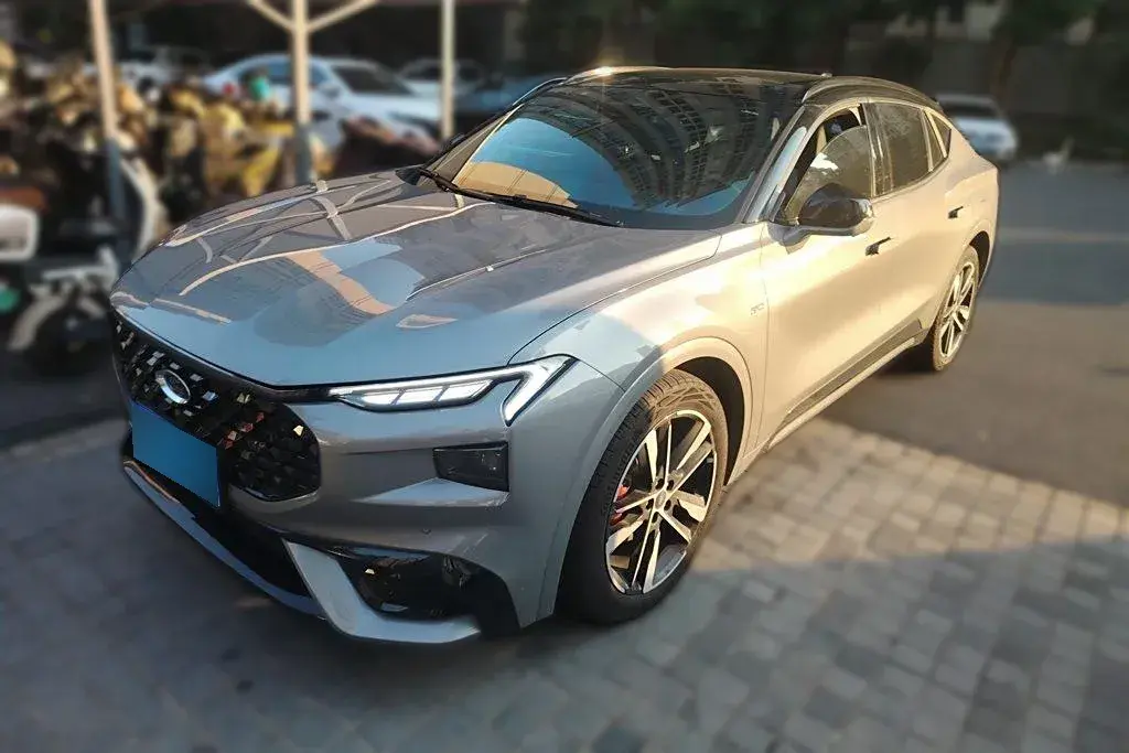 2022 Ford EVOS 2.0T 238HP L4 8AT