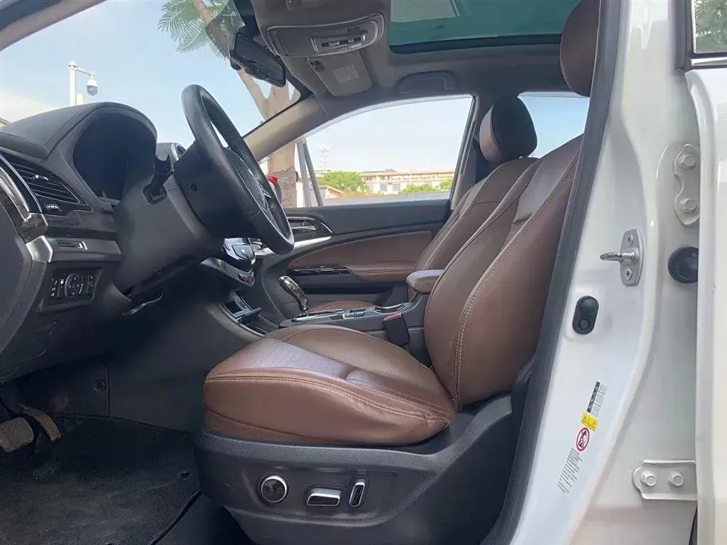 2017 BYD S7 2.0T 205HP L4 6DCT,autocango,china used car exporter,china ev exporter,chinese used car exporter,chinese used ev exporter