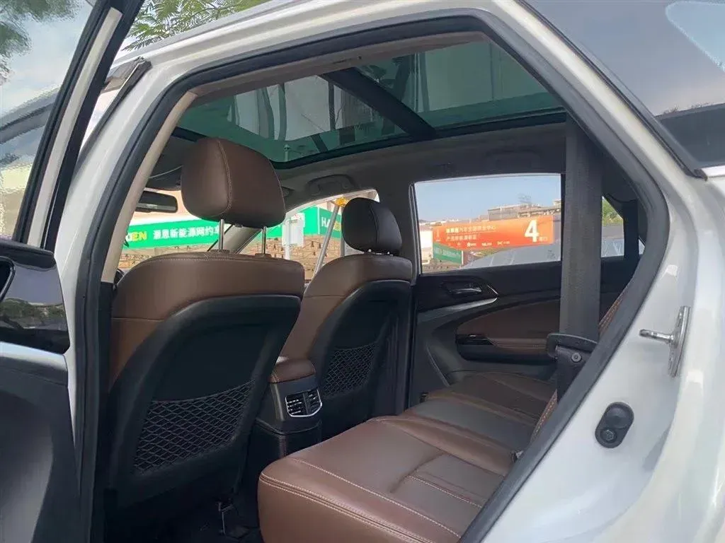 2017 BYD S7 2.0T 205HP L4 6DCT,autocango,china used car exporter,china ev exporter,chinese used car exporter,chinese used ev exporter