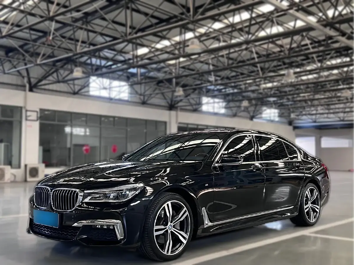 2018 BMW 7 Series 3.0T 326HP L6 8AT