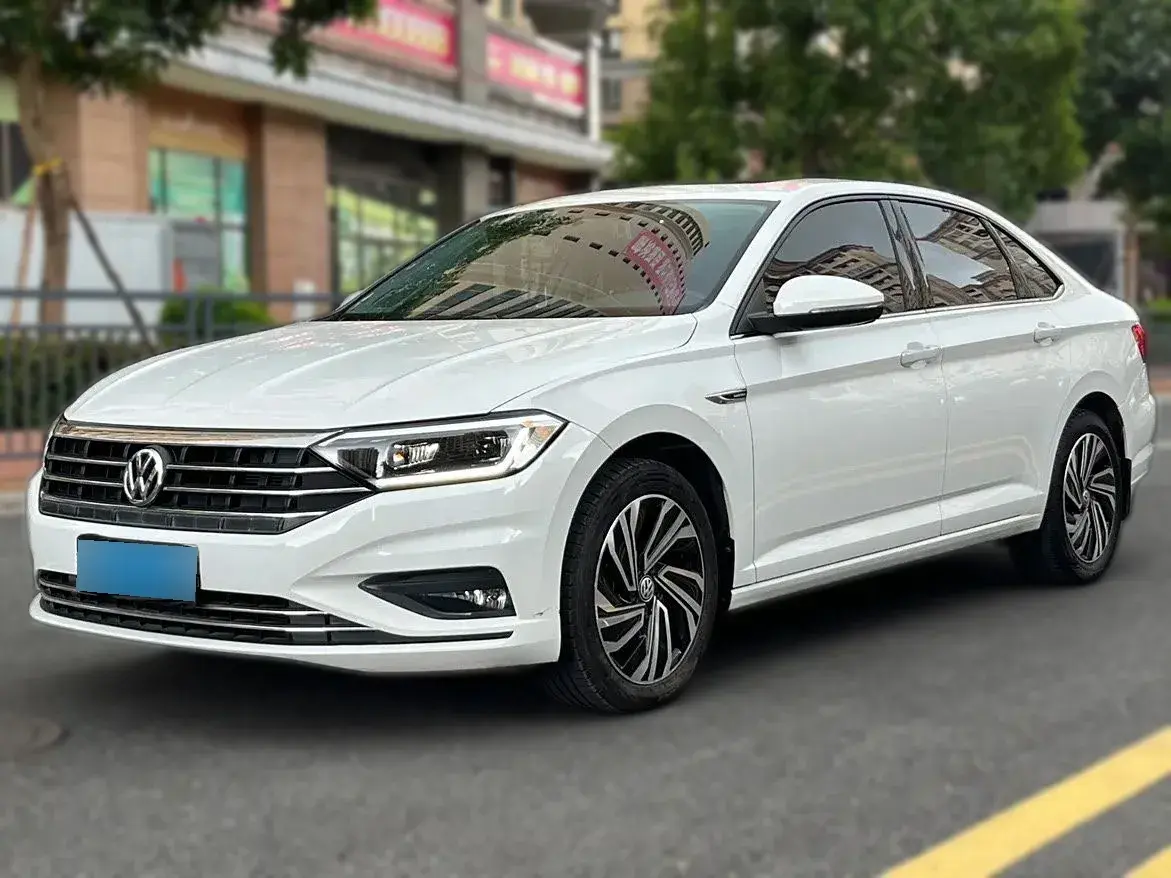 2022 Volkswagen Sagitar 1.4T 150HP L4 7DCT