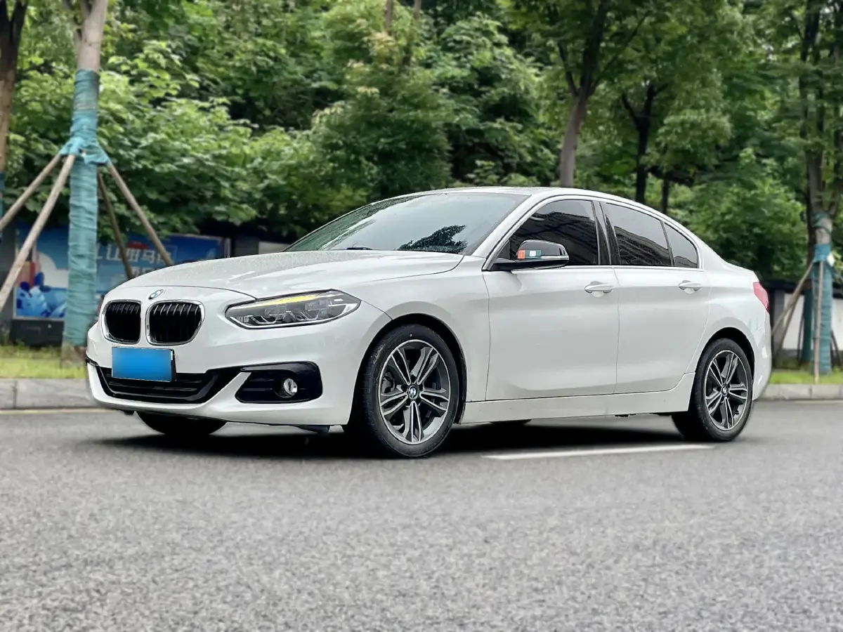 2018 BMW 1 Series 1.5T 136HP L3 6AT