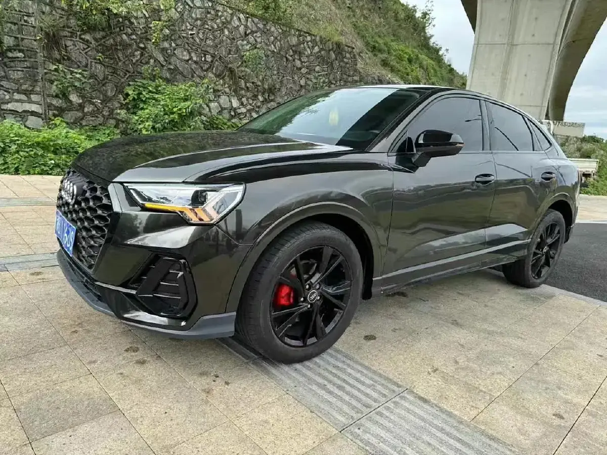 2022 Audi Q3 Sportback 2.0T 186HP L4 7DCT