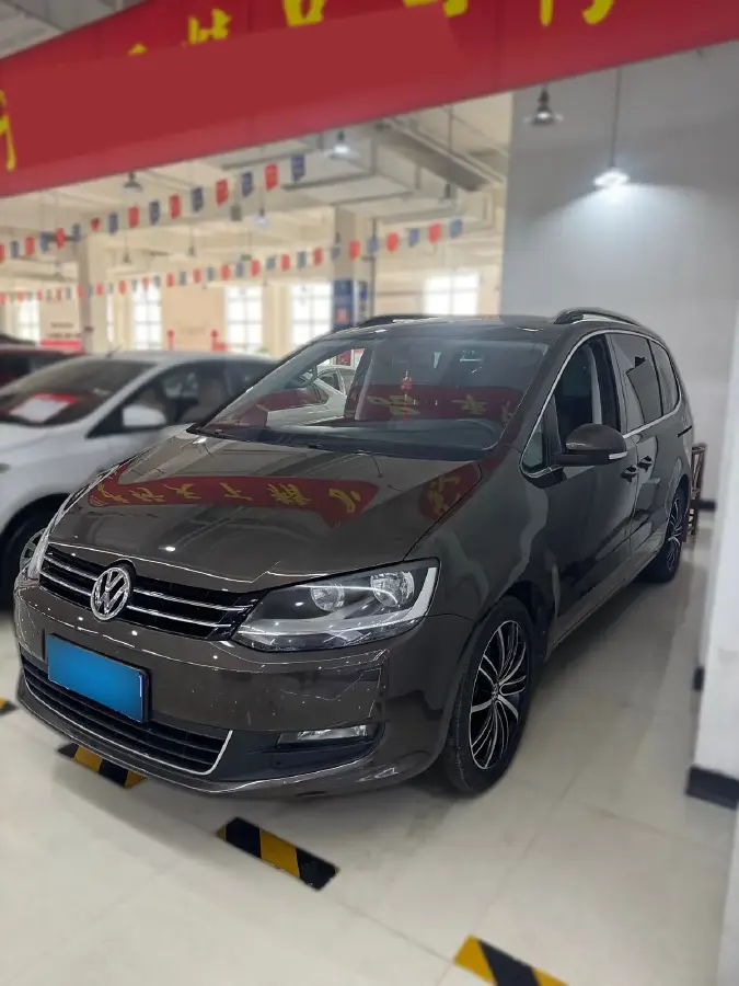 2015 Volkswagen Sharan 1.8T 160HP L4 6DCT