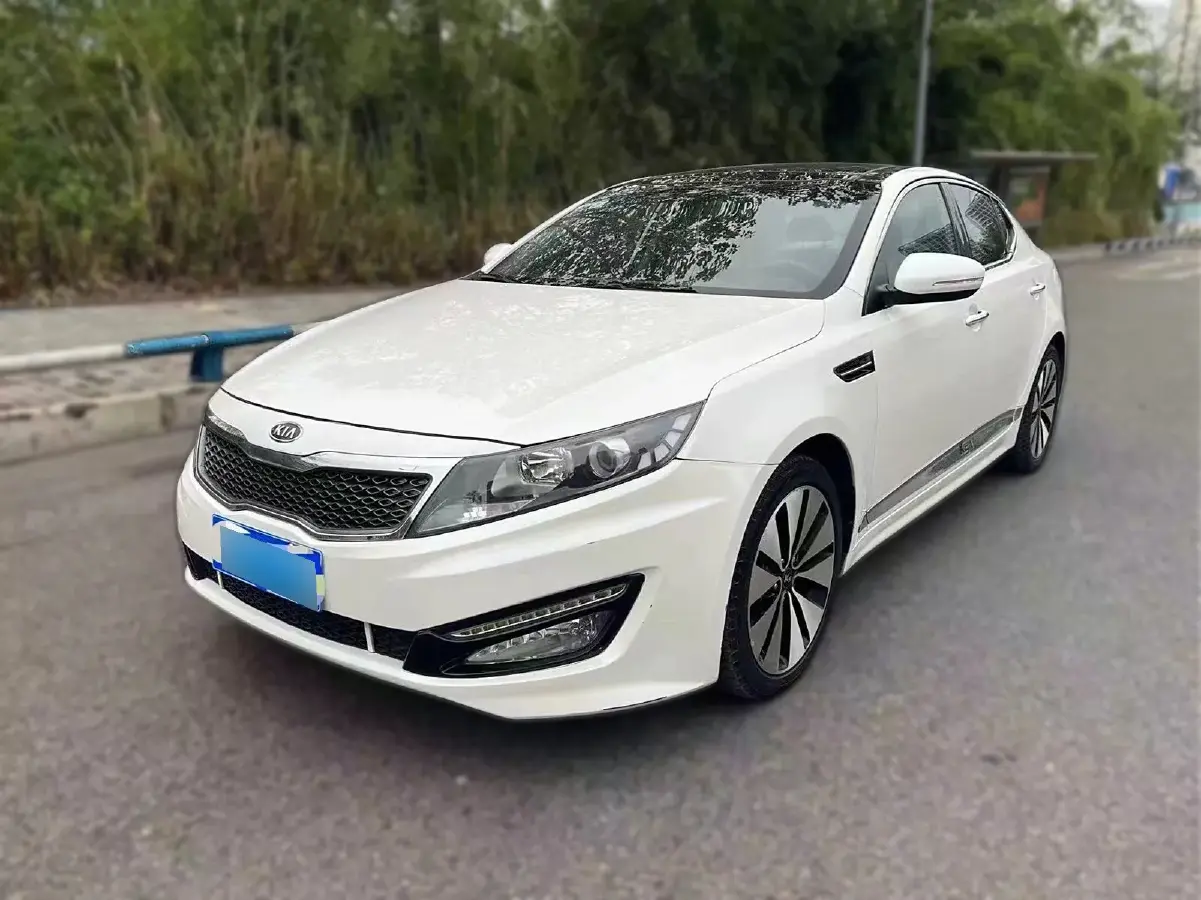 2012 Kia K5 2.0L 162HP L4 6AT