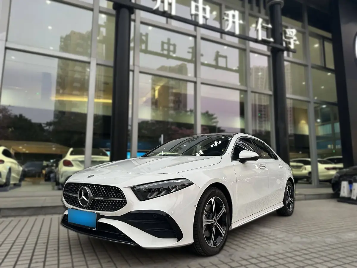 2024 Mercedes-Benz A Class 1.3T 163HP L4 7DCT