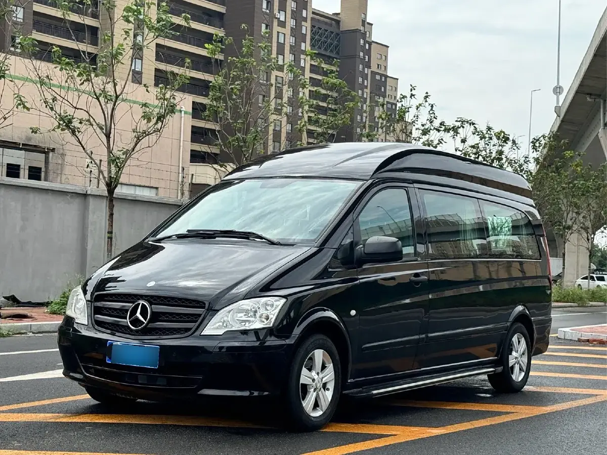 2010 Mercedes-Benz Vito 2.5L 190HP V6 5AT