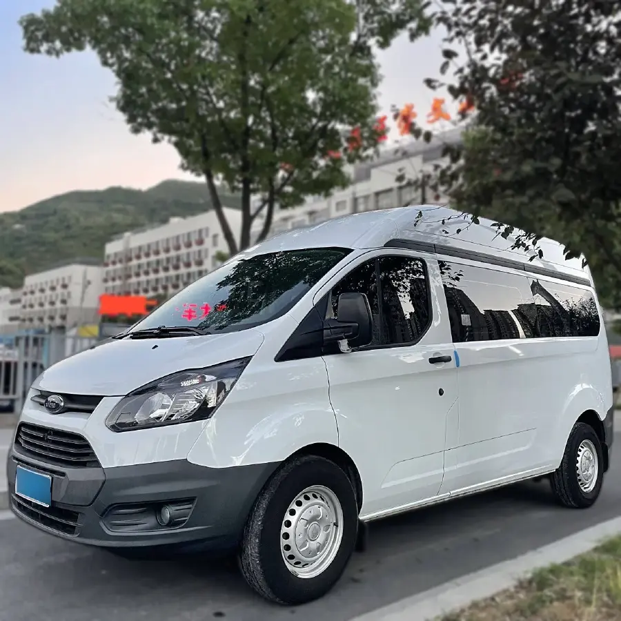 2019 Ford Transit 2.0T 121HP L4 5MT