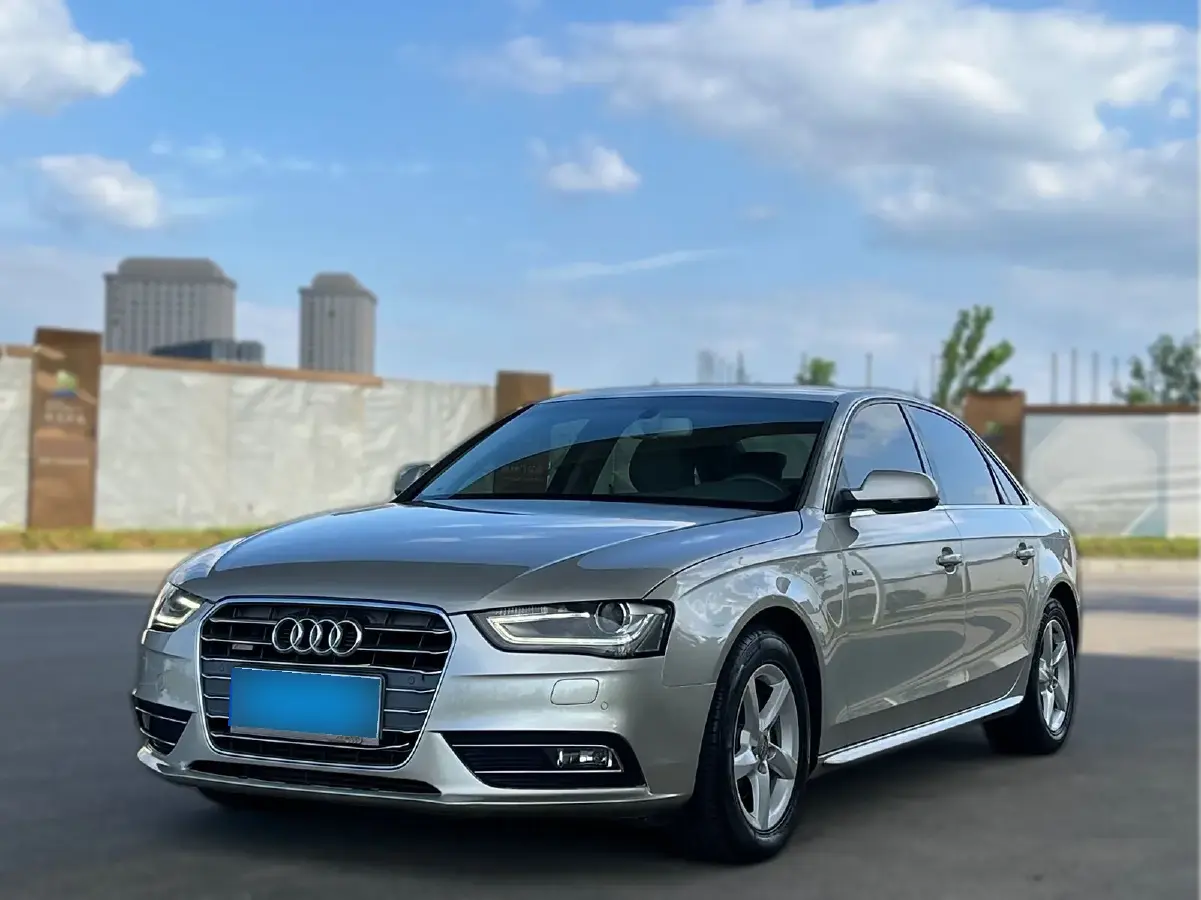 2015 Audi A4L 2.0T 180HP L4 CVT