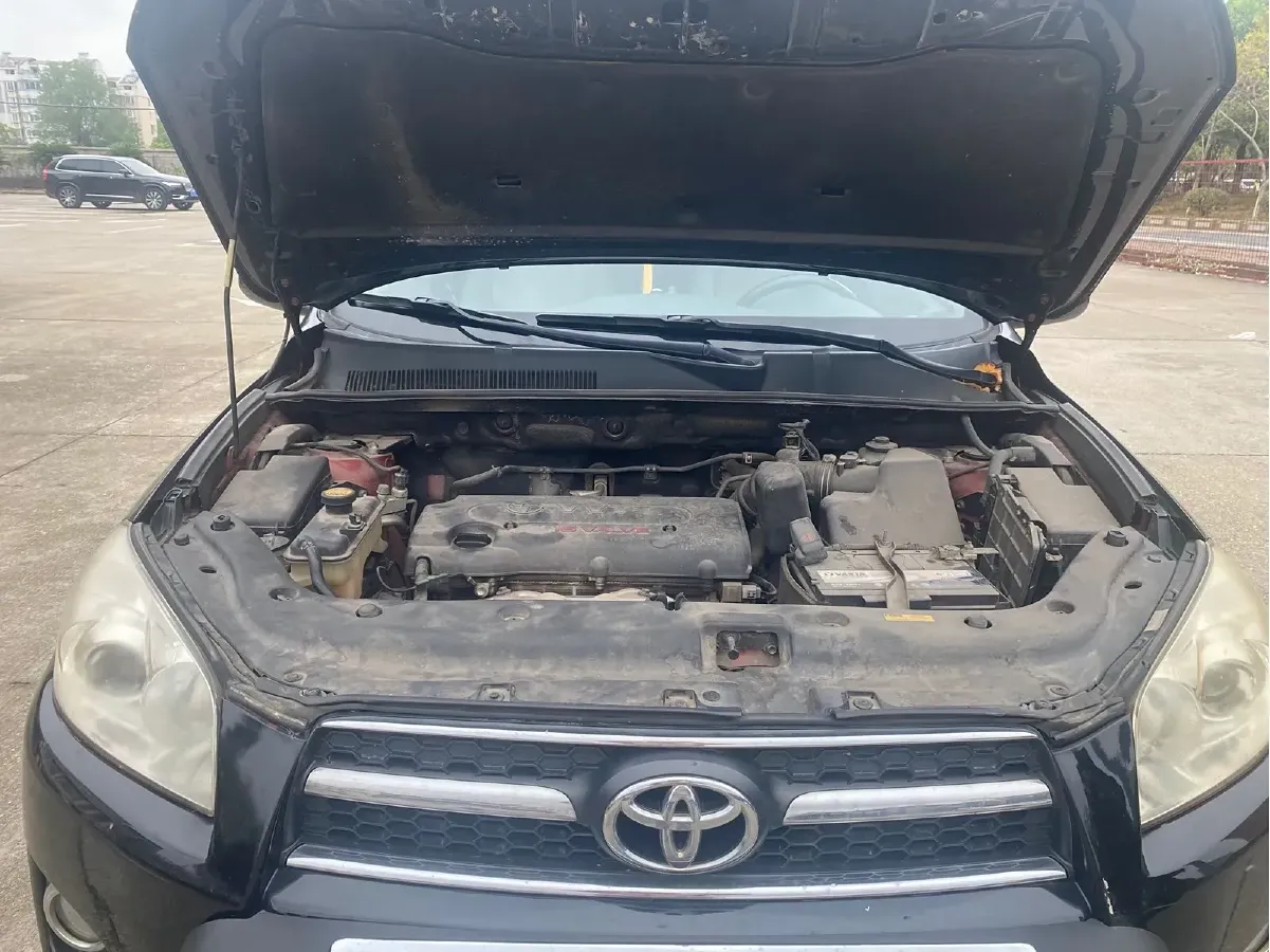 2011 Toyota RAV4 2.0L 150HP L4 4AT,autocango,china used car exporter,china ev exporter,chinese used car exporter,chinese used ev exporter