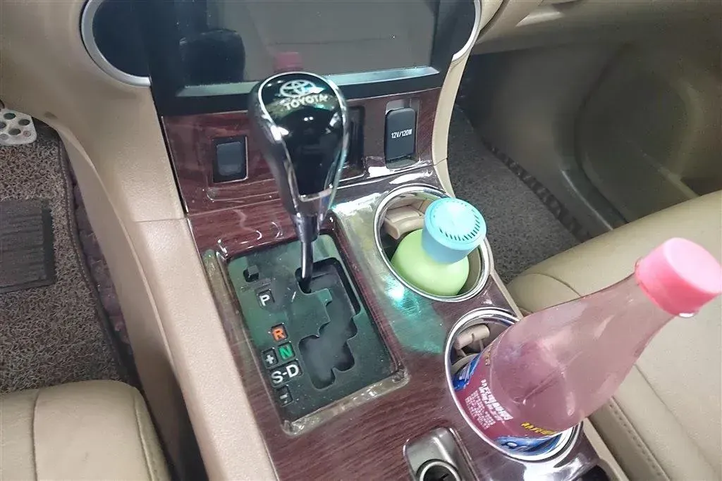 2012 Toyota Highlander 2.7L 188HP L4 6AT,autocango,china used car exporter,china ev exporter,chinese used car exporter,chinese used ev exporter