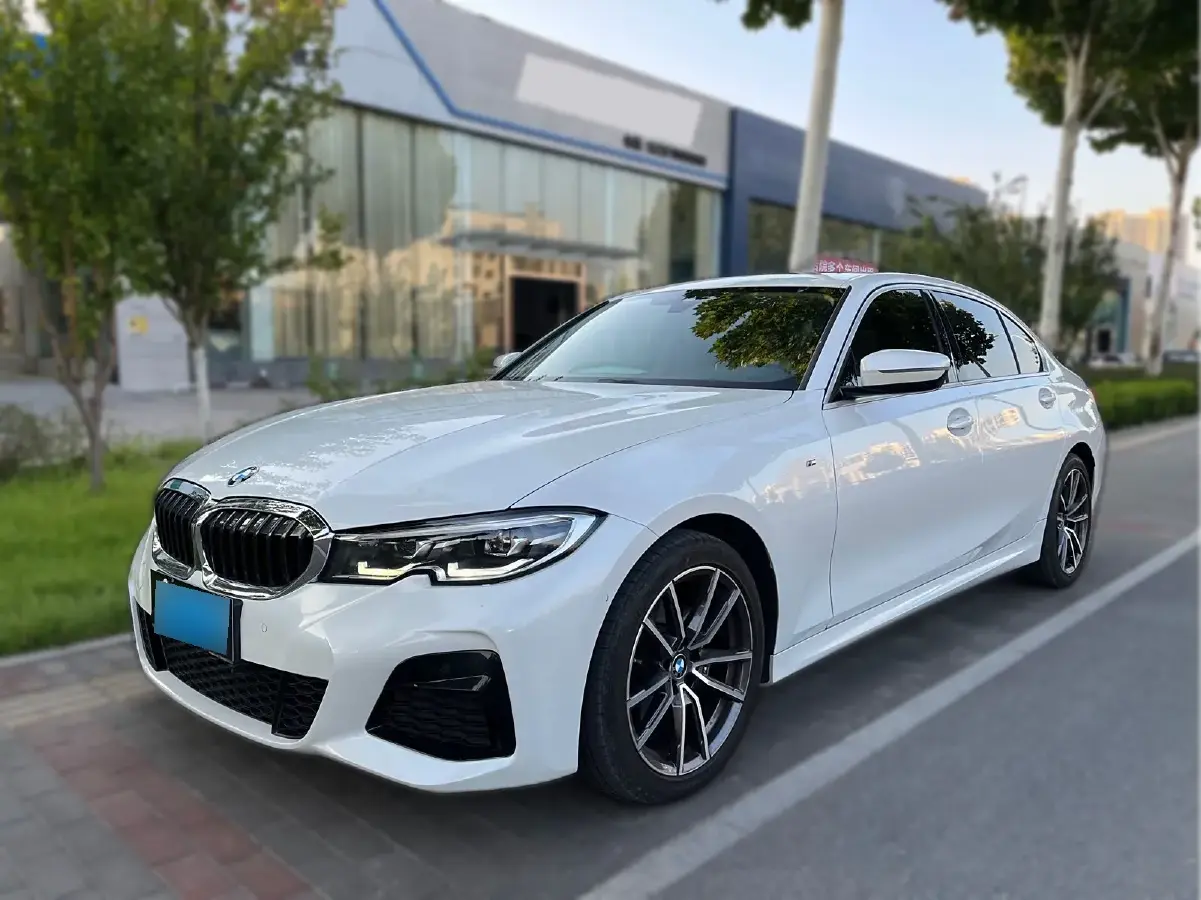 2021 BMW 3 Series 2.0T 184HP L4 8AT