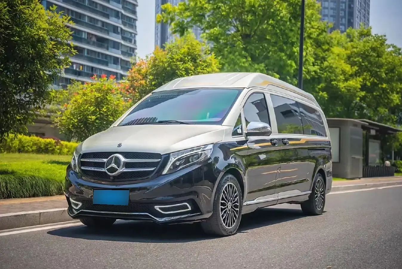 2021 Mercedes-Benz V Class 2.0T 211HP L4 9AT