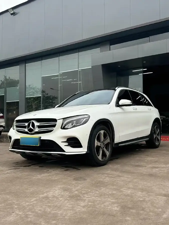 2019 Mercedes-Benz GLC Class 2.0T 211HP L4 9AT