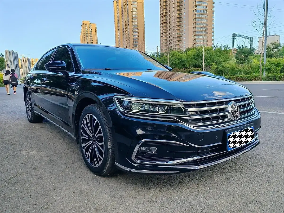 2021 Volkswagen Phideon 2.0T 224HP L4 7DCT