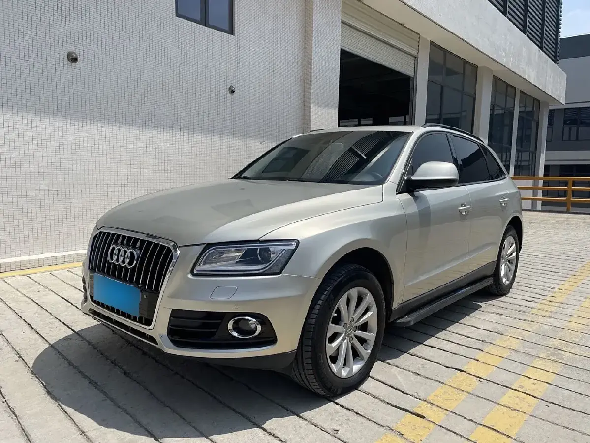 2013 Audi Q5 2.0T 211HP L4 8AT